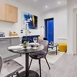 Hybrid Resi - Fulham Near Chelsea And Putney