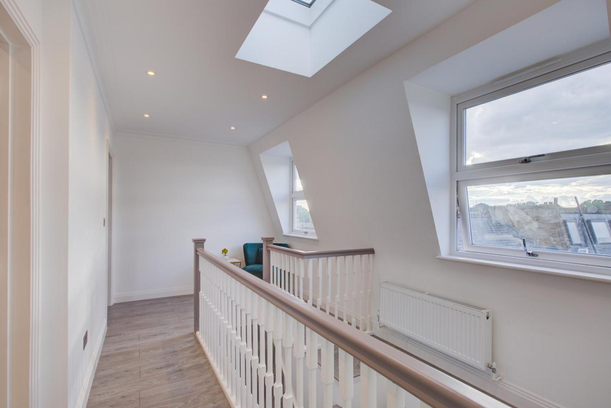 Hybrid Resi - Fulham Near Chelsea And Putney *
