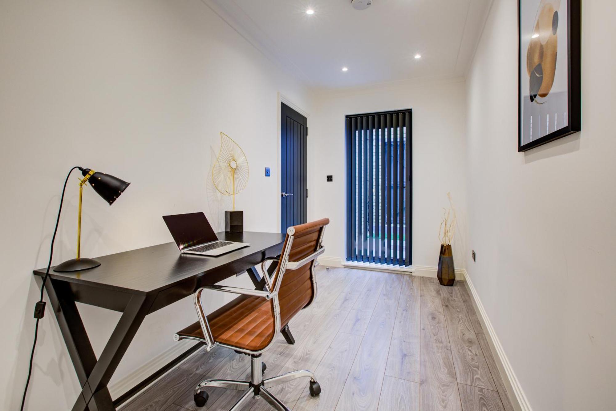 Hybrid Resi - Fulham Near Chelsea And Putney Londres