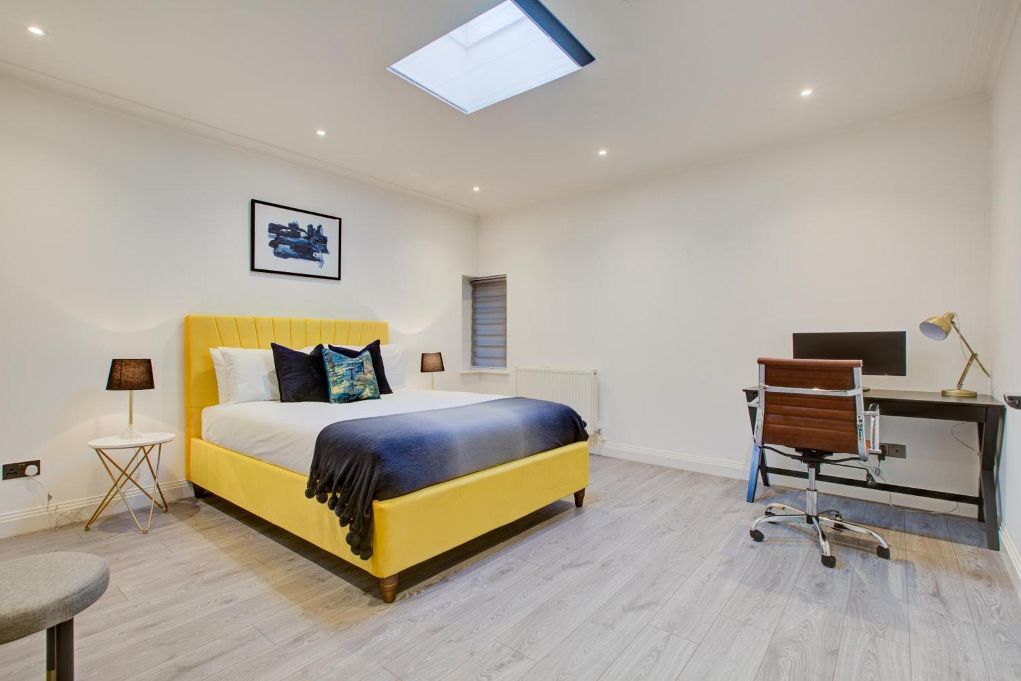 Hybrid Resi - Fulham Near Chelsea And Putney